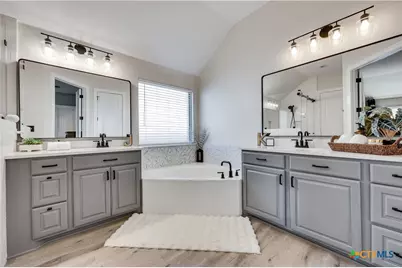 13530 Mesa Verde Drive, Austin, TX 78737 - Photo 29