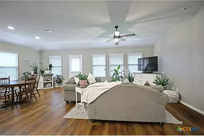 447 Agave Flats Drive, New Braunfels, TX 78130 - Photo 15