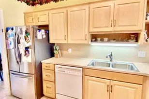 415 S Trinity St, Edna, TX 77957 - Photo 17
