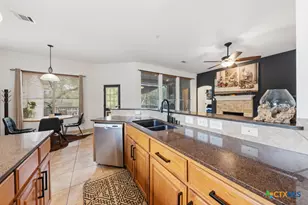 142 Carriage Ct, Bastrop, TX 78602 - Photo 15