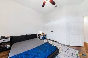 142 Carriage Ct, Bastrop, TX 78602 - Photo 23