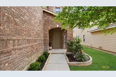 3933 Legend Pond Drive, New Braunfels, TX 78130 - Photo 7