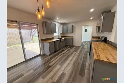 801 Meadowlark Street, Hamilton, TX 76531 - Photo 11