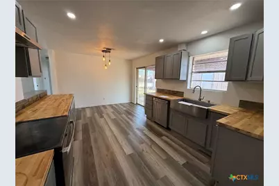 801 Meadowlark Street, Hamilton, TX 76531 - Photo 9