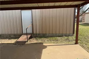 801 Meadowlark St, Hamilton, TX 76531 - Photo 31