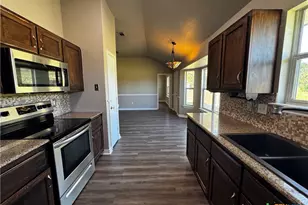 397 County Rd 3367, Kempner, TX 76539 - Photo 17
