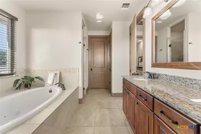209 Stonehouse Drive, Liberty Hill, TX 78642 - Photo 21