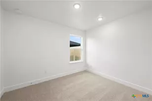 622 Campus St, Troy, TX 76579 - Photo 17