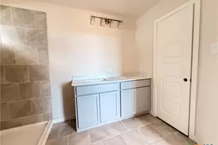 306 University Ave, Troy, TX 76579 - Photo 9
