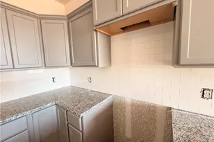 306 University Ave, Troy, TX 76579 - Photo 5
