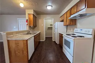 2024 S 15th St, Temple, TX 76504 - Photo 21