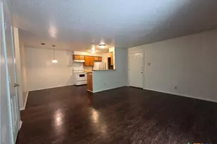 2024 S 15th St, Temple, TX 76504 - Photo 7