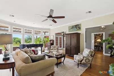 153 Shannon Valley Drive, Victoria, TX 77904 - Photo 5