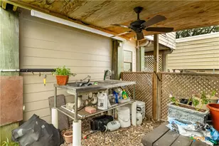 205 E Bay Ave, Seadrift, TX 77983 - Photo 39