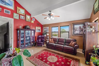 205 E Bay Avenue, Seadrift, TX 77983 - Photo 17