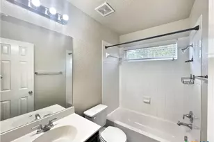 655 Tom Kemp Dr, New Braunfels, TX 78130 - Photo 11