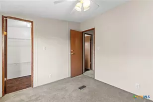 645 Old Luling Rd, Lockhart, TX 78644 - Photo 17