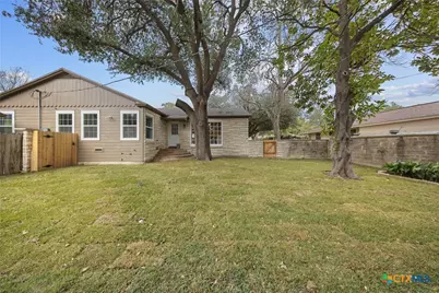 615 W Royal Avenue, Temple, TX 76501 - Photo 33