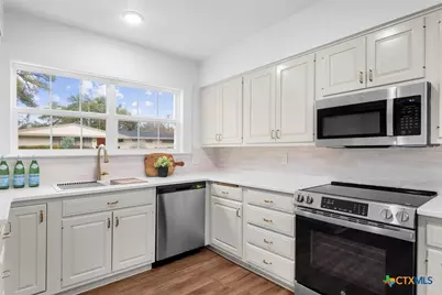 615 W Royal Avenue, Temple, TX 76501 - Photo 5