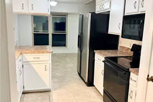 211 Pecos Dr, Victoria, TX 77904 - Photo 5