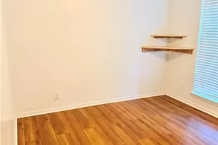 211 Pecos Dr, Victoria, TX 77904 - Photo 11