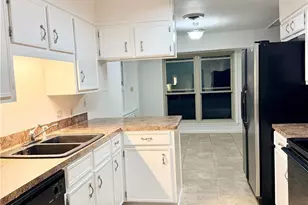211 Pecos Dr, Victoria, TX 77904 - Photo 7