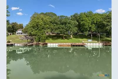 360 Shangrila Lane, New Braunfels, TX 78130 - Photo 5