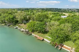 360 Shangrila Ln, New Braunfels, TX 78130 - Photo 5