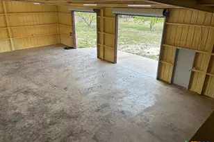 3650 Fm 932, Jonesboro, TX 76538 - Photo 29