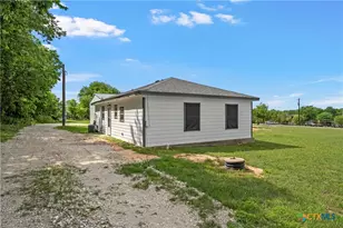 132 Key Ln, Eddy, TX 76524 - Photo 17
