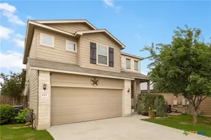 617 Community Dr, New Braunfels, TX 78132 - Photo 3