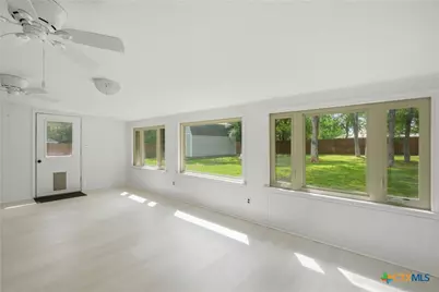 11102 Salado Springs Circle, Salado, TX 76571 - Photo 29