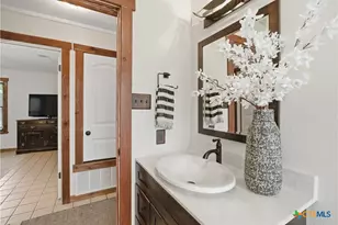 11102 Salado Springs Cir, Salado, TX 76571 - Photo 23