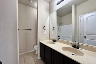 502 Creekside Cir, New Braunfels, TX 78130 - Photo 15