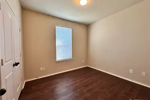 502 Creekside Cir, New Braunfels, TX 78130 - Photo 17