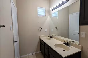 1032 Brown Rock Dr, New Braunfels, TX 78130 - Photo 17