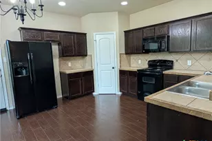 1032 Brown Rock Dr, New Braunfels, TX 78130 - Photo 5
