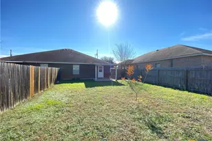 239 Rosalie Dr, New Braunfels, TX 78130 - Photo 19