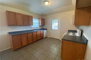 239 Rosalie Dr, New Braunfels, TX 78130 - Photo 9