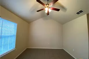239 Rosalie Dr, New Braunfels, TX 78130 - Photo 15