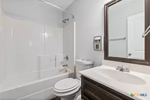 2704 Tarrant County Dr, Killeen, TX 76549 - Photo 15