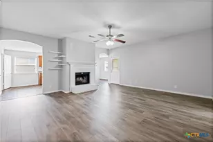 2704 Tarrant County Dr, Killeen, TX 76549 - Photo 3