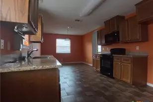 2704 Tarrant County Dr, Killeen, TX 76549 - Photo 13