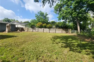 554 Lee St, New Braunfels, TX 78130 - Photo 19