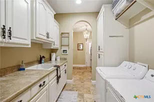 409 and 501 Barbara St, Ganado, TX 77962 - Photo 11