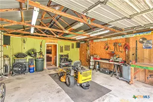 9752 Burgess Rd, Temple, TX 76501 - Photo 43