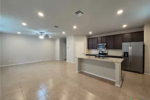 2565 Hiddenbrooke Trace, Seguin, TX 78155 - Photo 13