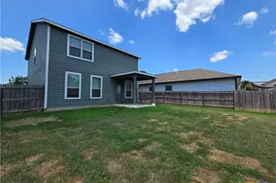 2565 Hiddenbrooke Trace, Seguin, TX 78155 - Photo 35