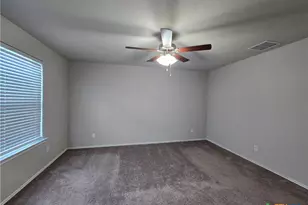 2565 Hiddenbrooke Trace, Seguin, TX 78155 - Photo 19