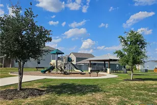 2565 Hiddenbrooke Trace, Seguin, TX 78155 - Photo 47